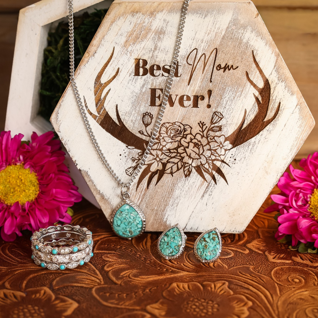 Engraved Mother's Day Cedar Wood Box