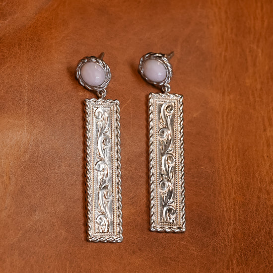 Load image into Gallery viewer, The Blaze Drop Earrings
