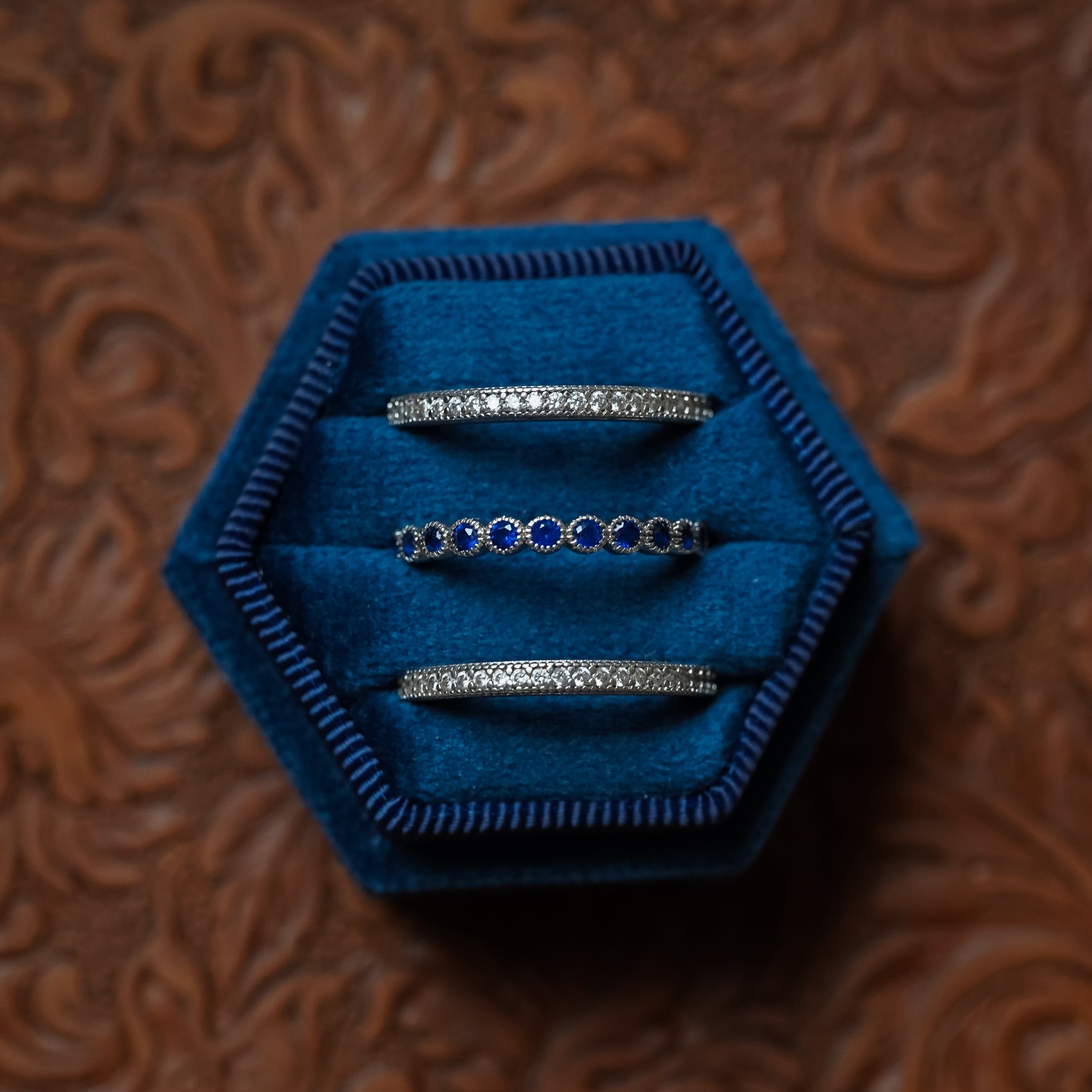 Velvet Hexagon Ring Box