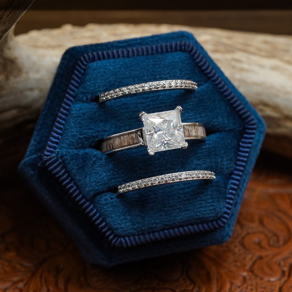 Lux Grand Kenai Wedding Set – AntlerRings.com