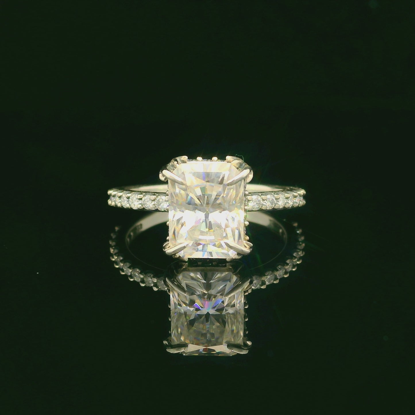 Load and play video in Gallery viewer, Lux Selma
