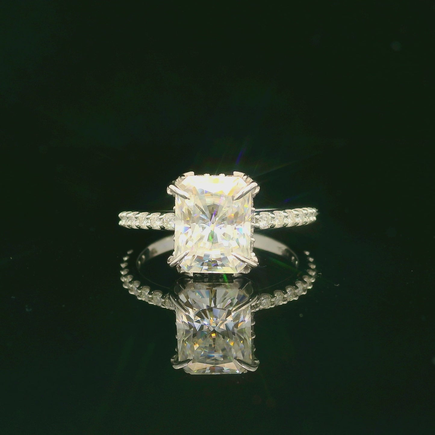 Load and play video in Gallery viewer, Diamond Selma
