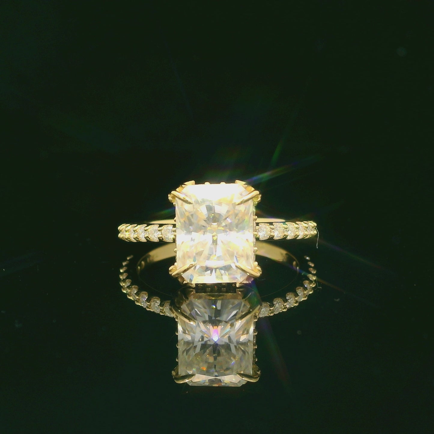 Load and play video in Gallery viewer, Diamond Selma
