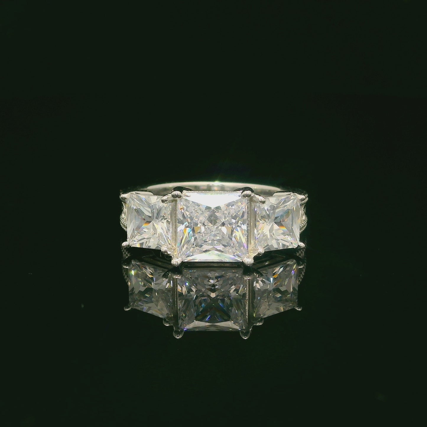 Load and play video in Gallery viewer, The Florence
