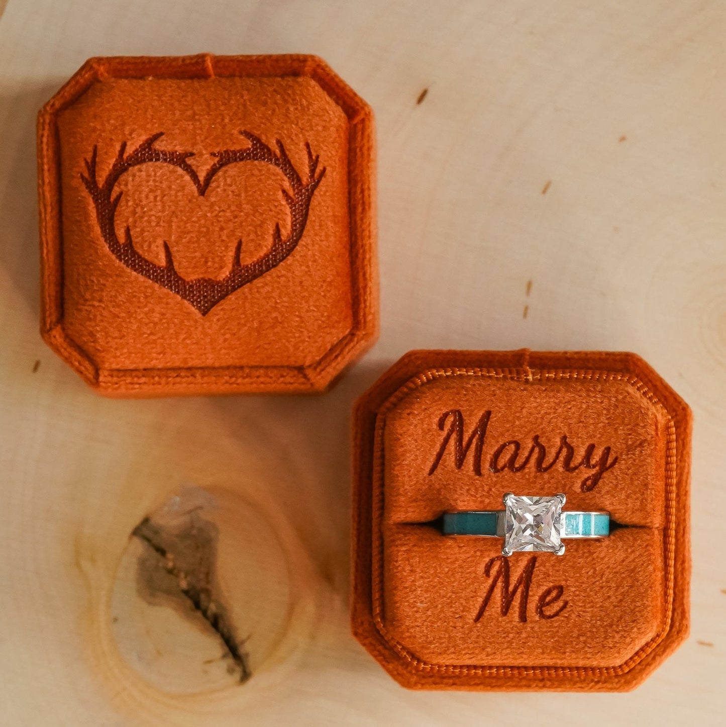 Antler Love Velvet Ring Box