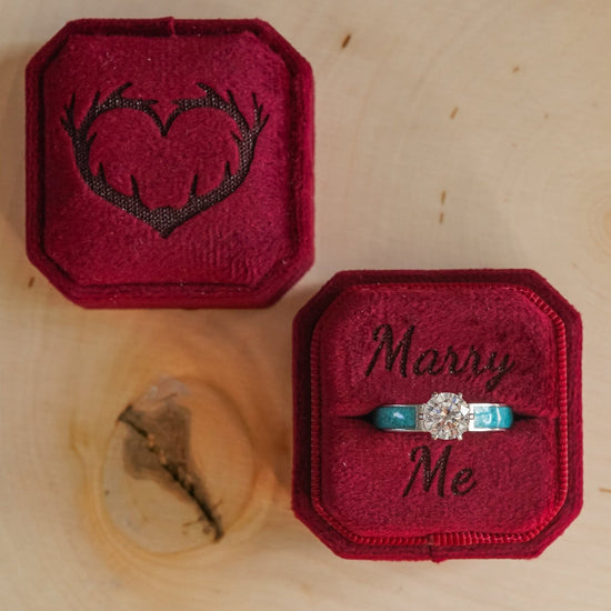 Antler Love Velvet Ring Box