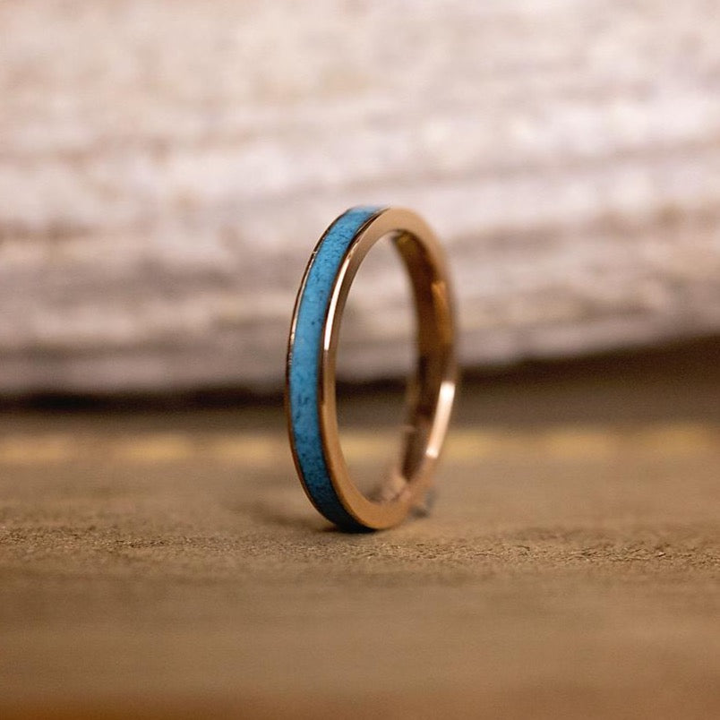 Lot - Mens Turquoise, Diamond and Gold Ring