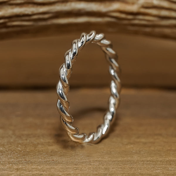 Elli Dames stapelring Twisted Solitaire Band 925 Zilver Kristal - 0604781917, 52 EU, Sterling zilver, Glas Elli Dames stapelring Twisted Solitaire Band 925 Zilver Kristal - 0604781917, 52 EU, Sterling zilver, Glas